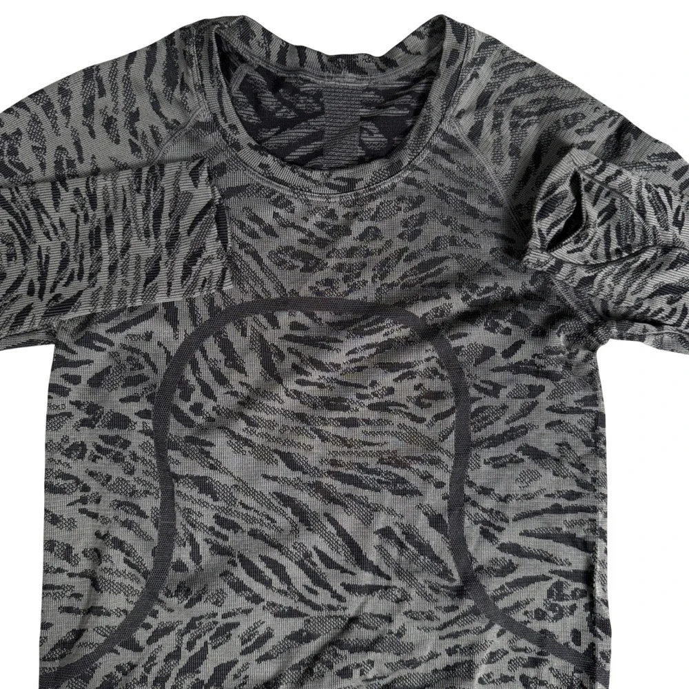 Lululemon‎ Swiftly Tech Long Sleeve 2.0 Race Length Top Primal Clash Womens 4